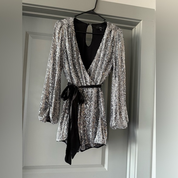 Lulus Pants - Lulu's Shimmering Silver Sequin Romper w/ black belt / sash
